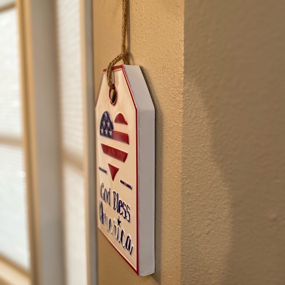 God Bless America Sign, Patriotic Tag Shaped Metal Wall Decor, July 4th Decor - Picture 4 of 14